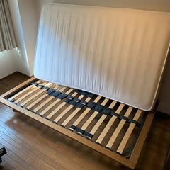 無印良品セミダブルベッド　マットレス付きの画像