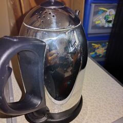 Russell  Hobbs　カフェケトル　7300JP　2014年製の画像