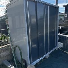 イナバ物置 （中古・2年使用）譲りますの画像
