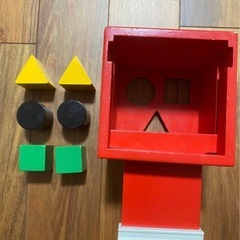 BRIO ブリオ　形合わせボックス(赤)型はめの画像