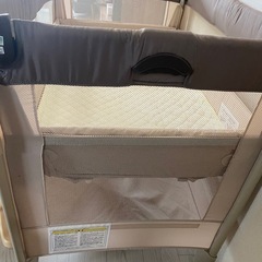 アップリカ　ココネルエアー　ベビーベッドの画像