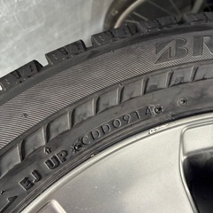 225 55R17スタッドレスタイヤホイールセットの画像