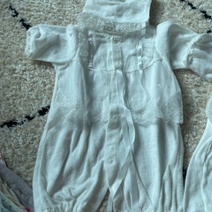 双子ちゃん　ホワイトセレモニードレス（帽子付き）の画像