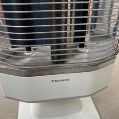 ダイキン DAIKIN セラムヒート 遠赤外線暖房機の画像