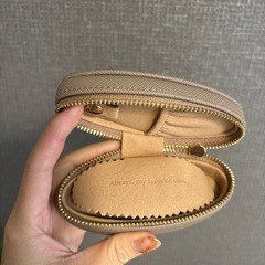 ete アクセサリーポーチの画像