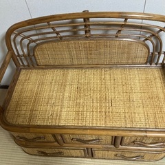 籐の収納家具の画像