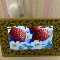 デジタルフォトフレーム 7インチの画像