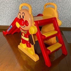 すべり台の画像