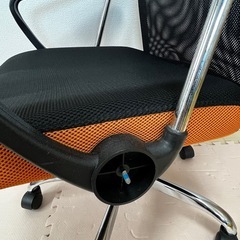 ニトリ・デスクチェアーの画像