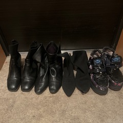 【手渡し希望】ブーツ4点セットyosuke 厚底ブーツ　スニーカーの画像