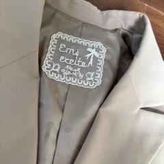 ジャケット　ベージュの画像