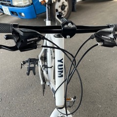 【極美品】YUMミニベロ21スピード アルミフレーム ディスクブレーキ 20インチの画像