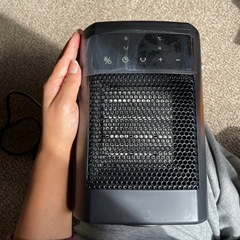 陶磁器のヒーターの小さい新品の画像