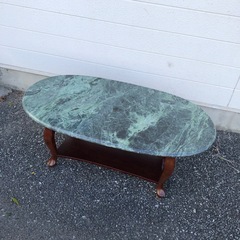 センターテーブル　ローテーブル　猫脚　大理石の画像