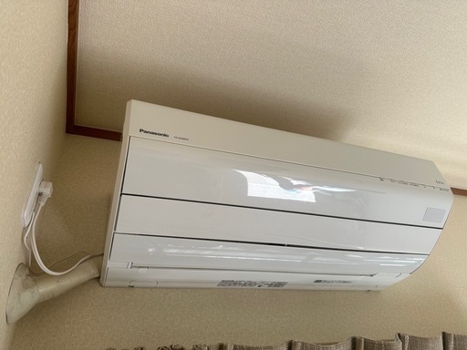 エアコン Panasonic Eolia 2021年製 10畳　女性宅使用 喫煙なし、ペットなし　取り外しもしていただける方
