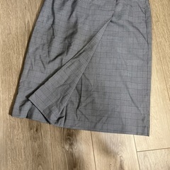 ユニクロ 千鳥格子 スカートの画像