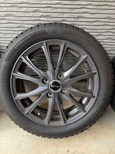 ブリヂストンスタッドレスタイヤVRX2X2