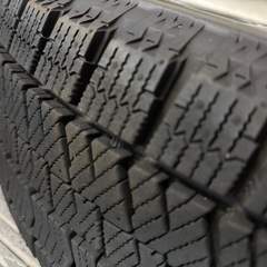 ブリヂストンスタッドレスタイヤVRX2X2の画像