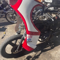 井上ロケットカウルの画像