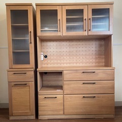 食器棚　キャビネットの画像