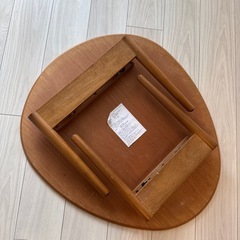 マロンテーブル（天然木）の画像