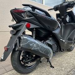 【新車•2025年モデル】YAMAHA シグナスグリファス SEJ4J ブラック【店舗在庫残り1台】の画像