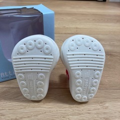 【お譲り先決まりました】アティパス　赤ちゃん　靴　12.5cmの画像