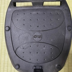 【受け渡し予定者決定】バイク　リアボックスの画像