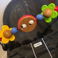 ベビービョルン　バウンサー　メッシュ　おもちゃ付きの画像