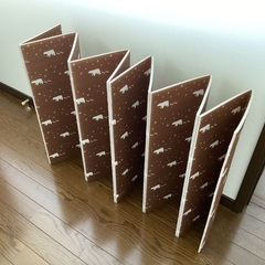 窓からの冷気を防ぐ冷気パネル あったかボード 寒さ対策 ＬＬ４枚　M１枚　の画像