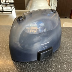 A2511-048 Panasonic コードレススチームアイロン CaRuRu NI-WL701 ブラック 2013年製 通電確認済み キズ汚れ有りの画像