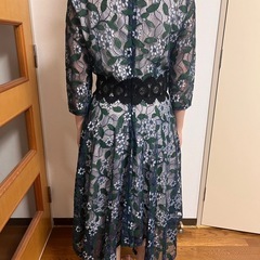 パーティードレスの画像