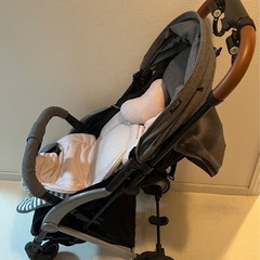 折りたたみベビーカーの画像