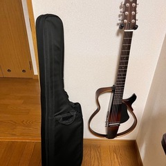 YAMAHAサイレントギターの画像
