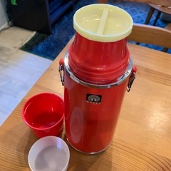 保温水筒　昭和レトロの画像