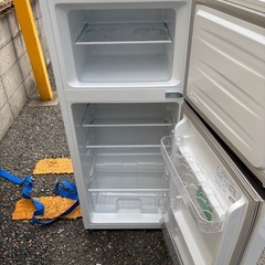 【美品】Hisense 2ドア冷蔵庫の画像