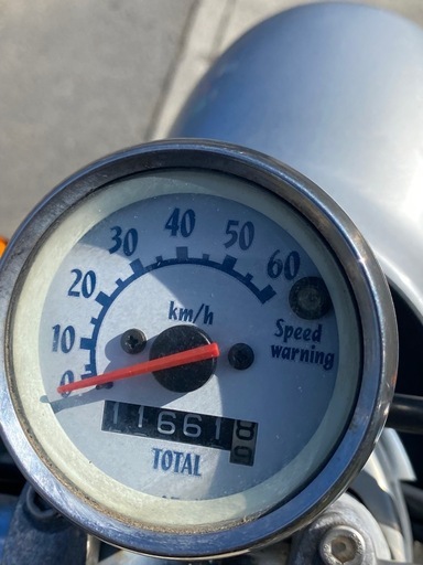 高騰中ですが格安‼️人気のYAMAHAビーノ規制前2ストモデル速い‼️軽