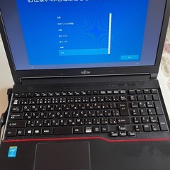 富士通ノートパソコンの画像