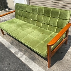 A620♠️カリモク Kチェア風ソファ リビングソファー 3Pソファ の画像