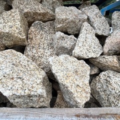 1200kgロックガーデン石！サビロック　の画像