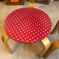 可愛い りんご 椅子　キッズチェア　ひとつ¥800　の画像