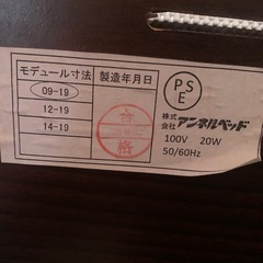 ダブルベッドの画像