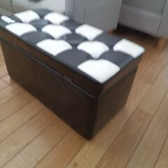 ★リユースのサカイつくば店★TK7131  ベンチ収納 ブラック/ホワイト H35×D33×W65 クリーニング済みの画像