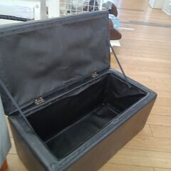 ★リユースのサカイつくば店★TK7131  ベンチ収納 ブラック/ホワイト H35×D33×W65 クリーニング済みの画像