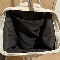 A4サイズが入る リュックサック(キナリ色)の画像