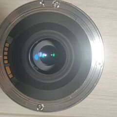 Canon EOS IX 50 フィルムカメラとCanon EF 35-70mmズームレンズの画像