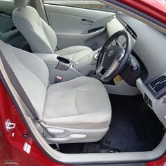 ワンオーナ超希少車トヨタプリウスＰＨＶ希少のワインレッド予備検査付きの画像