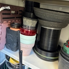 大量 鉢 鉢皿 台の画像