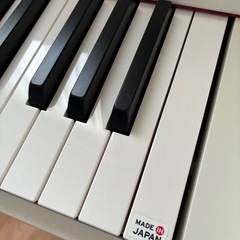 電子ピアノの画像