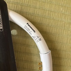 スリムパックプレミアム電球色20形の画像